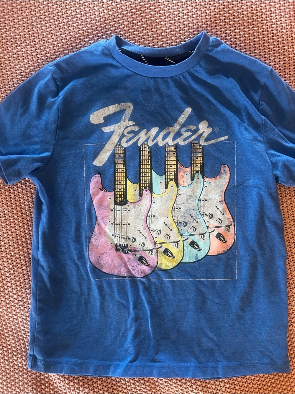 Fender Kids Blue Guitar Graphic T-Shirt Size 6/7 Distressed Rock Music Tee
